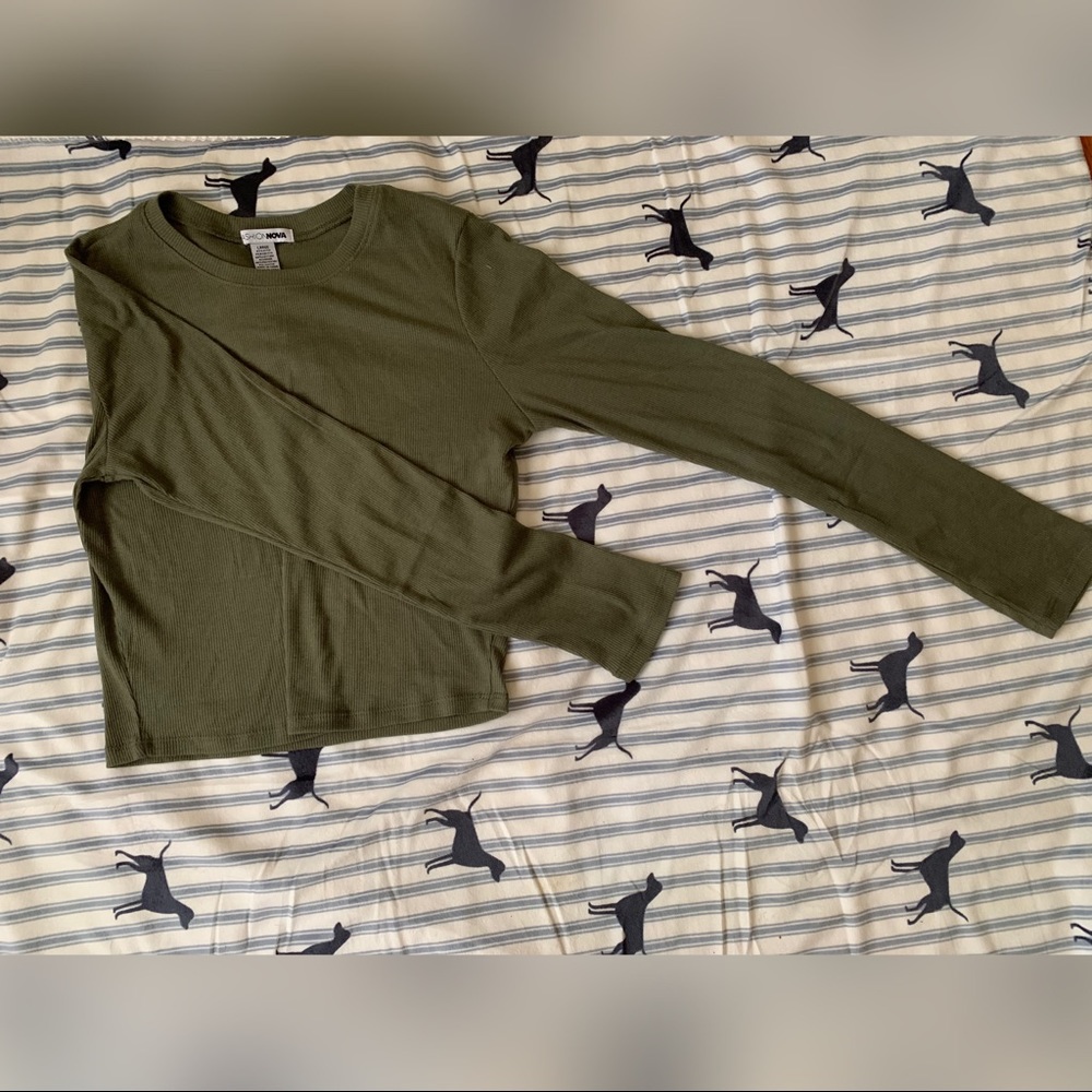 Fashion Nova Crop Top